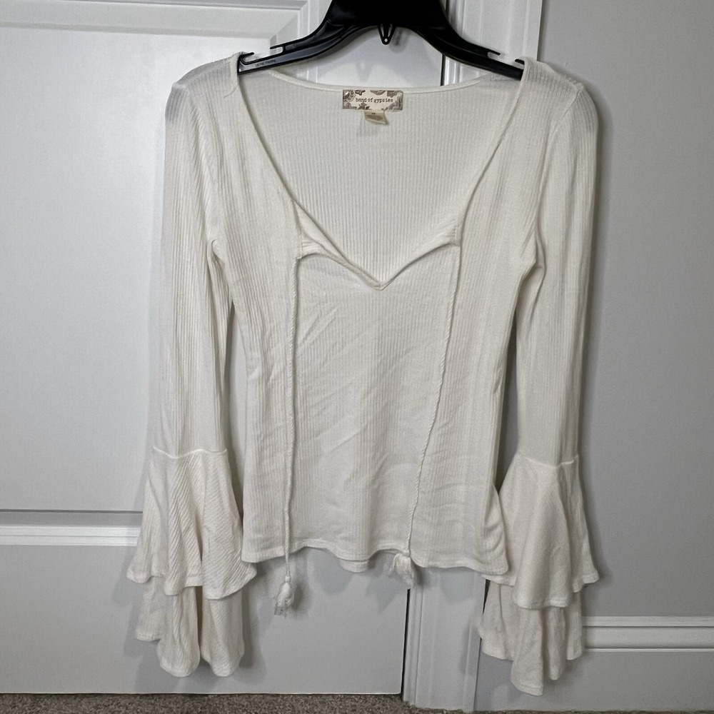 Band of Gypsies White Ribbed Bell Sleeve V Neck Tie Tassel‎ Top XS